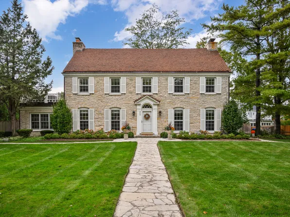 205 Scott Ave, Winnetka, IL 60093
