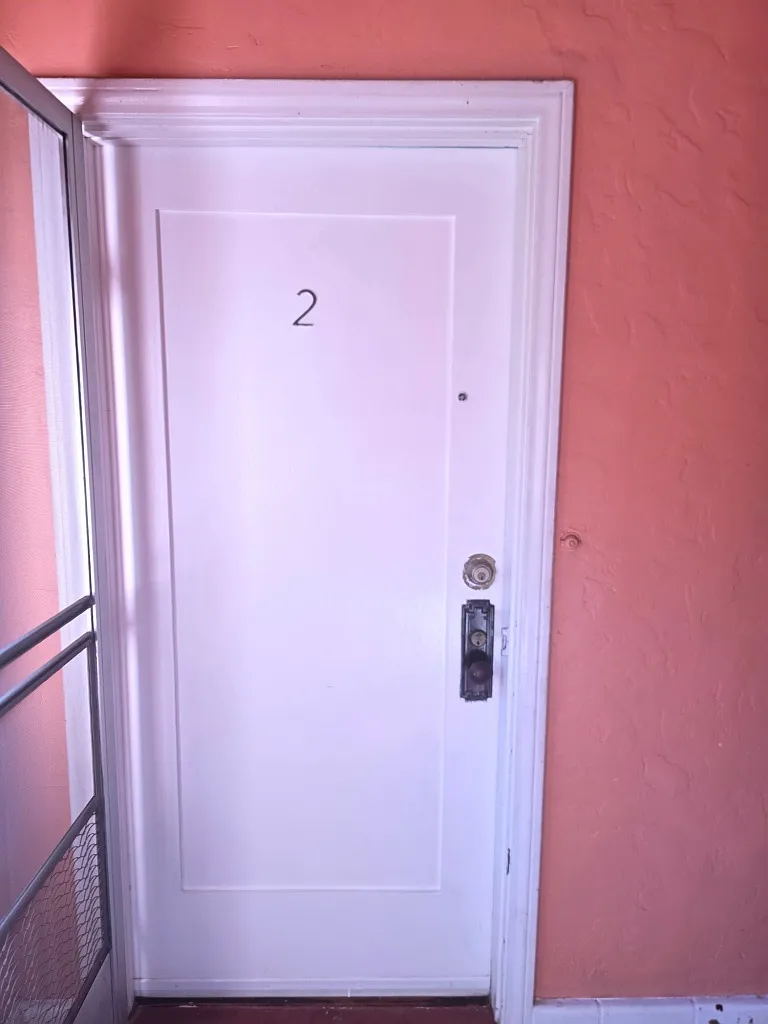 1 bed, 825 sqft, $2,995 — Photo 2
