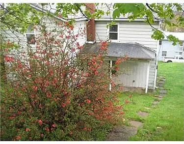 620 Pitt St photo 1