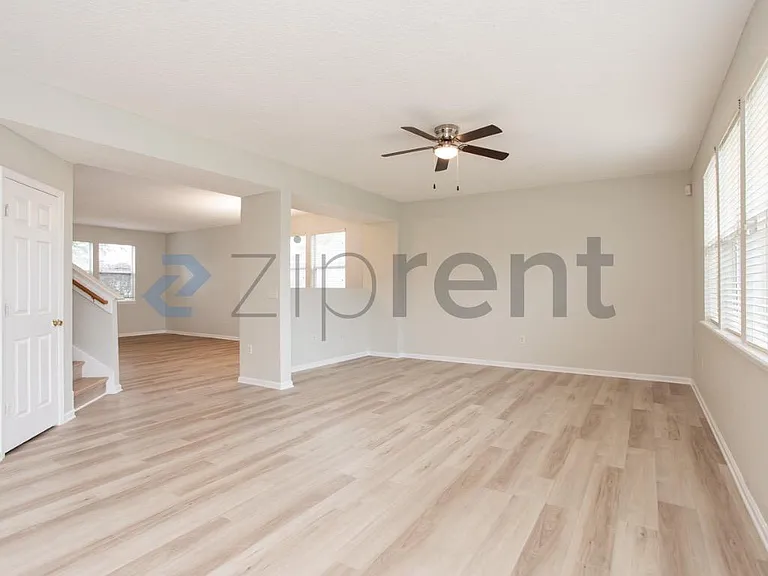 76195 Deerwood Dr — Photo 6