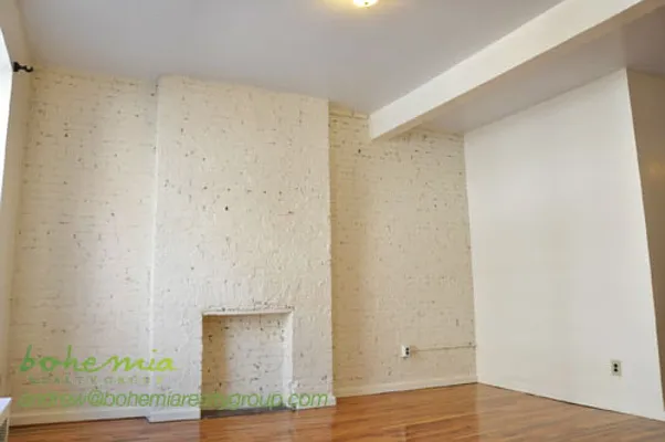 Rented by Bohemia Realty Group | media 20