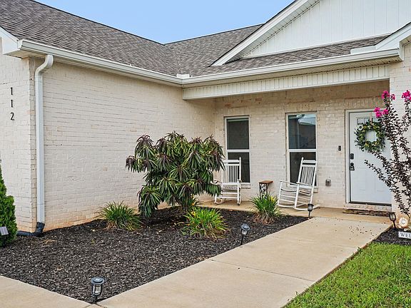 3rd image of 112 Burley Way