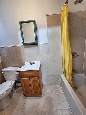Bathroom, photo 2