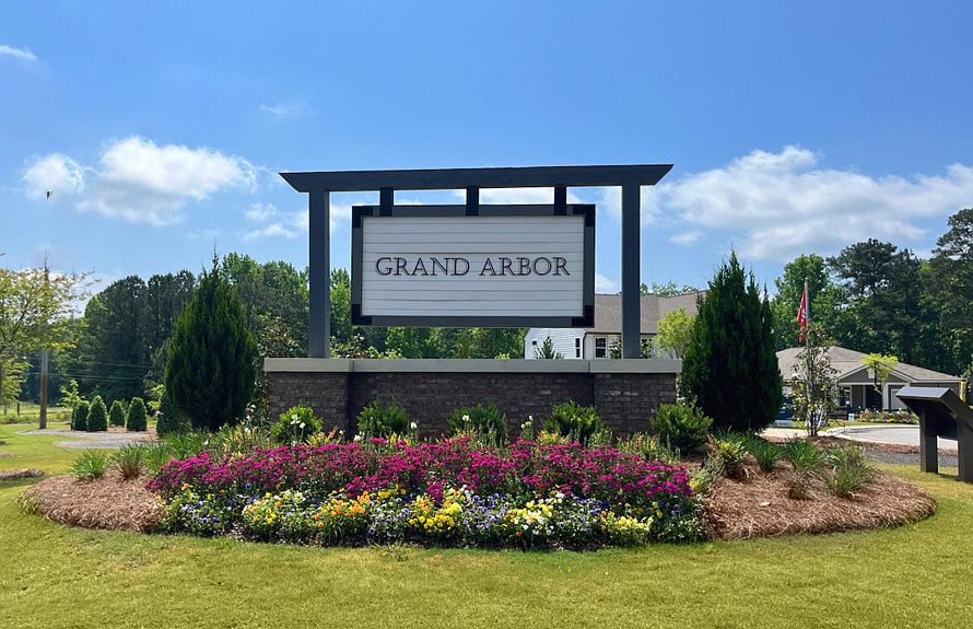 Welcome to Grand Arbor