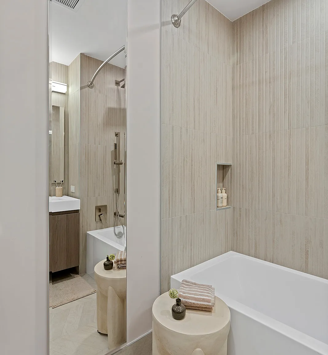 644 East 14th Street — Photo 4
