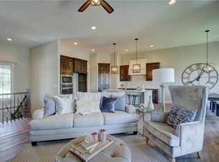10016 S Miramar St, Olathe, KS 66061