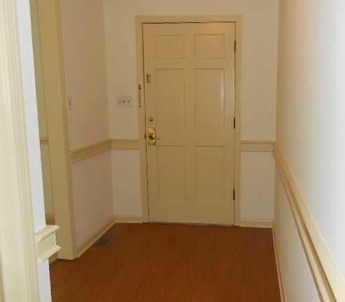 3rd image of 50 1st St