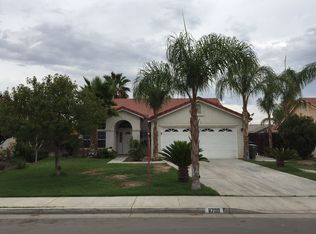6700 Tradewinds Dr, Bakersfield, CA 93313