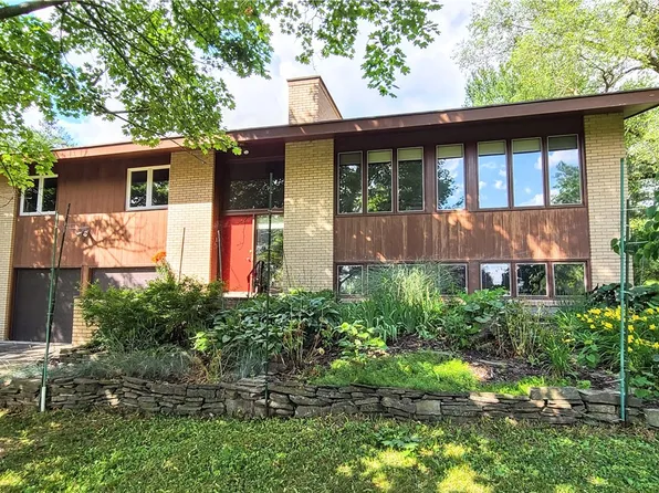 140 Snyder Hill Rd, Ithaca, NY 14850