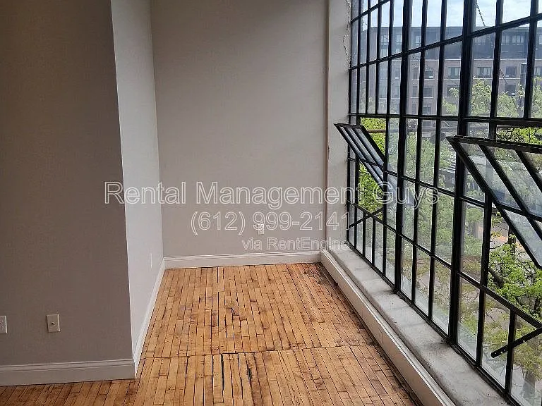 Sibley Lofts — Photo 16
