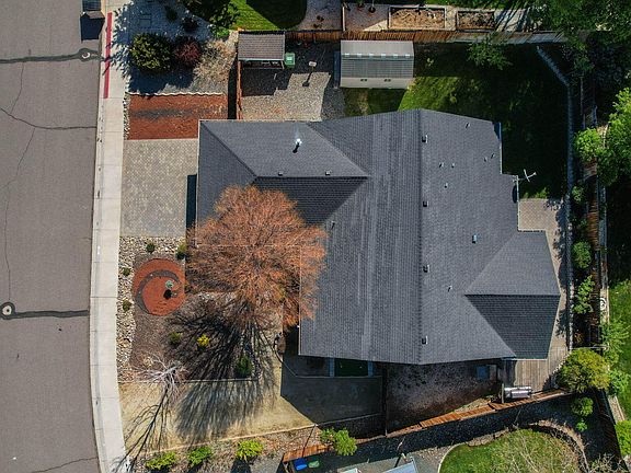 4th image of 1371 Winwood Way