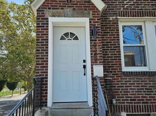 6349 Walker St, Philadelphia, PA 19135