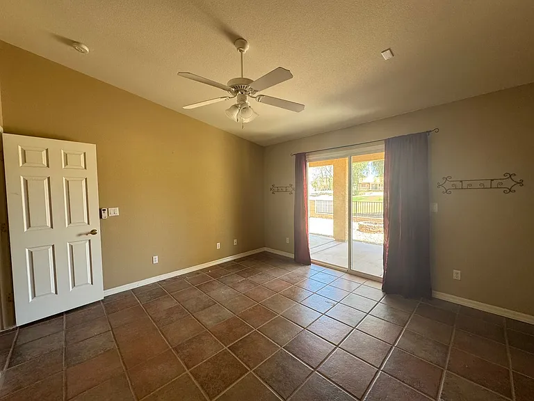 2037 E Desert Palms Dr — Photo 21