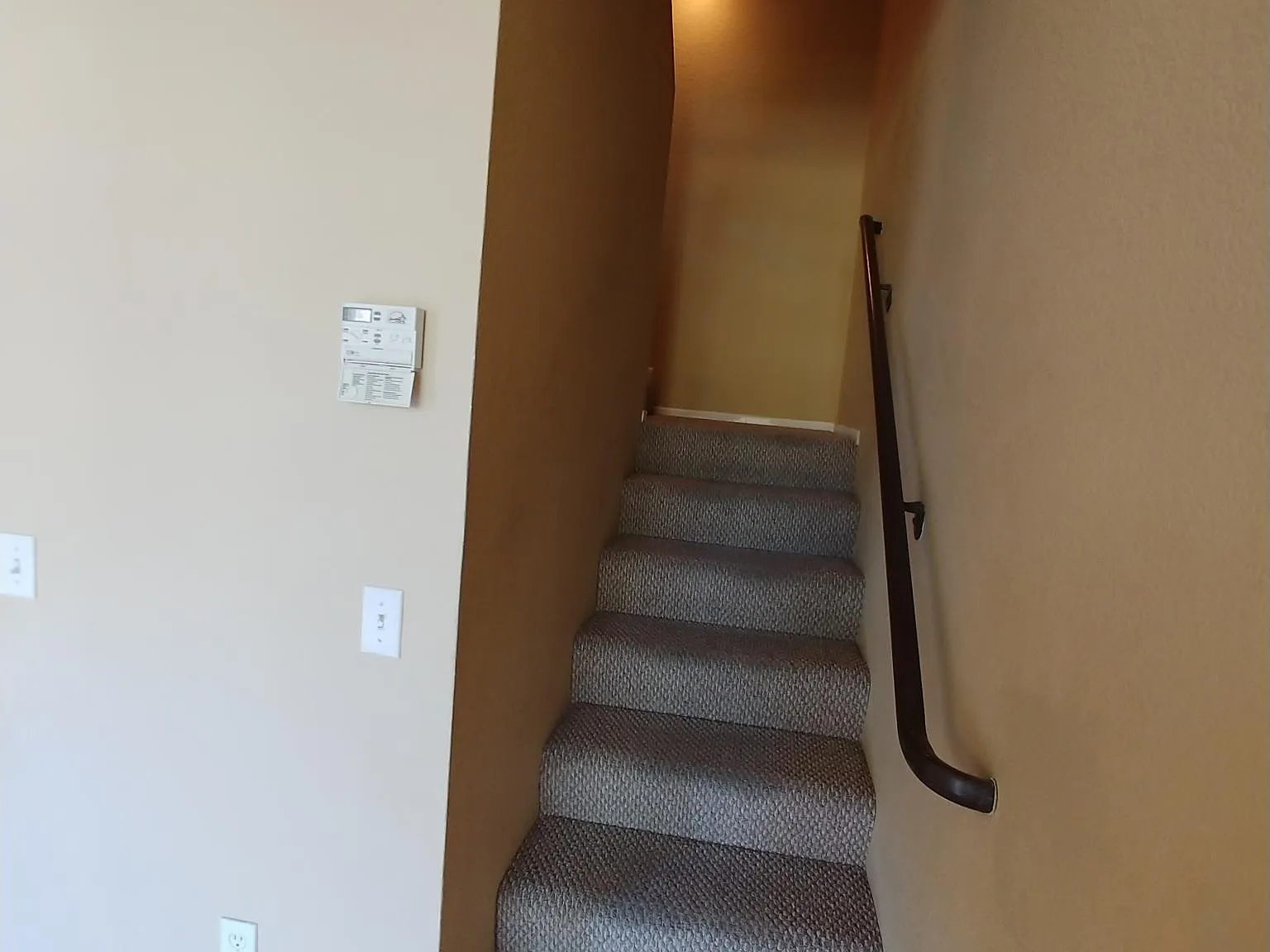 1 bed, 680 sqft, $2,300 — Photo 2