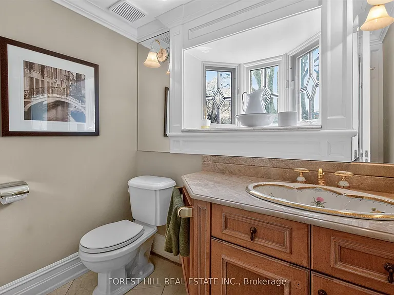 74 Lynwood Ave #2 — Photo 16