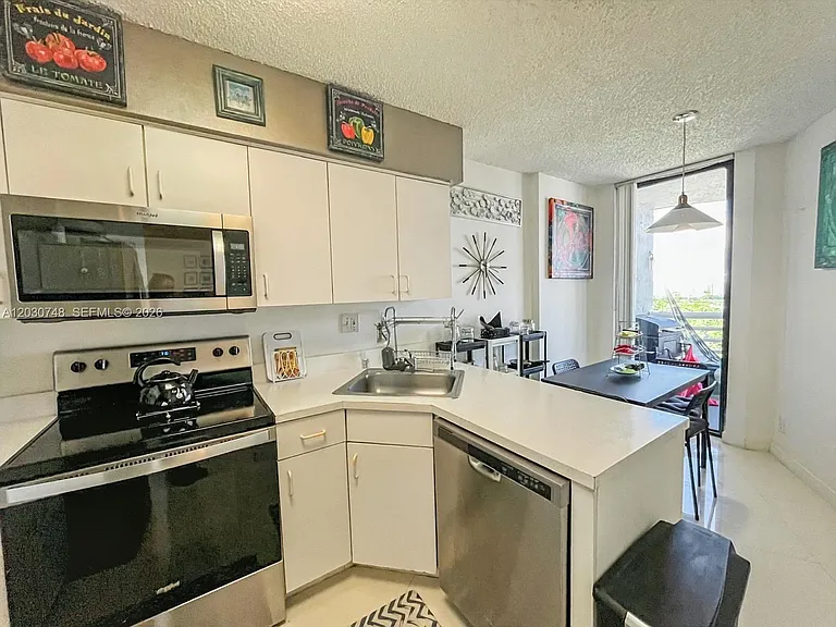 3300 NE 192nd St #10 — Photo 8