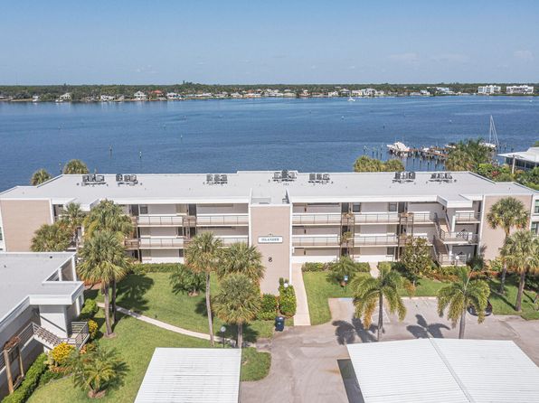 1950 SW Palm City Rd APT 8203