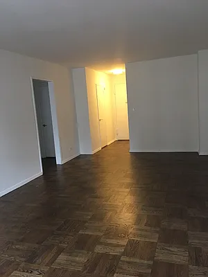 Rented by Solil Management | media 1