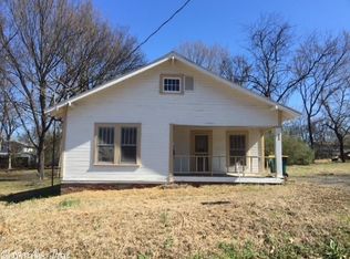 404 N Griffin St, Morrilton, AR 72110