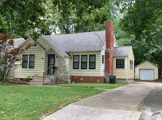 1337 E Monroe St, Springfield, MO 65804