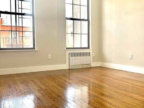 2nd image of 1137 Greene Ave #2RR