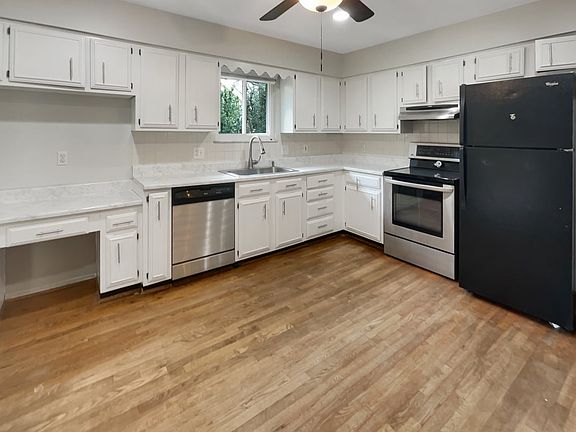 5th image of 2709 Robers Ave #B