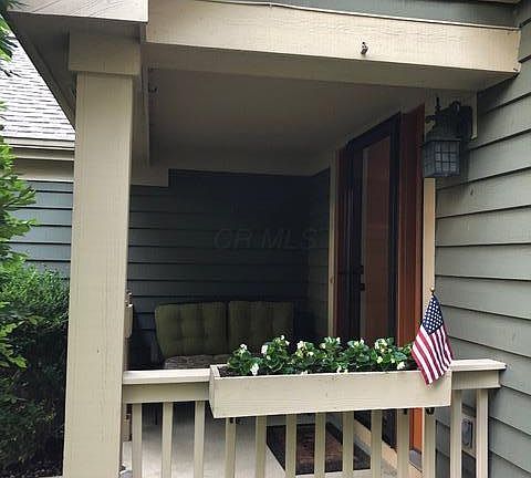 4th image of 266 Winter Hill Pl