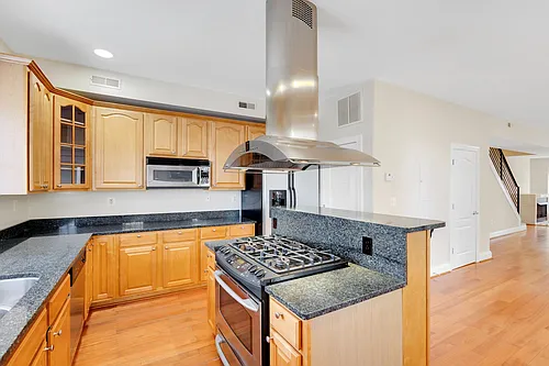 1809 4th St NW #1 Photo 1 1809 4th St NW #1 Photo 1