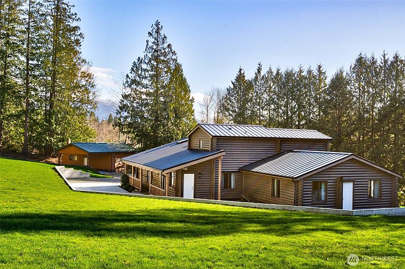 4th image of 23941 Bassett Road