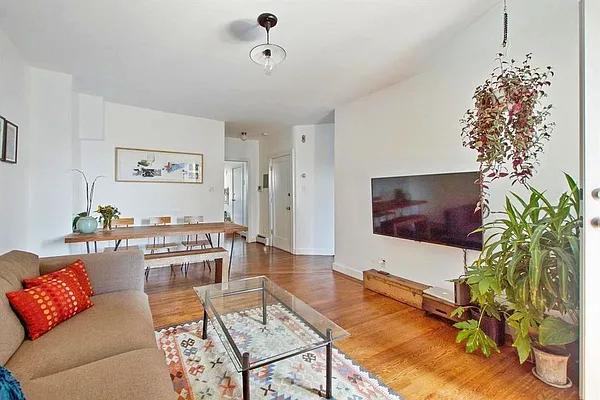 Rented by Brick&Mortar | media 24