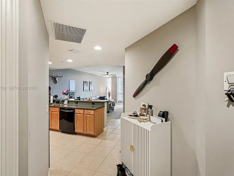 5781 Cape Harbour Dr #903 — Photo 3