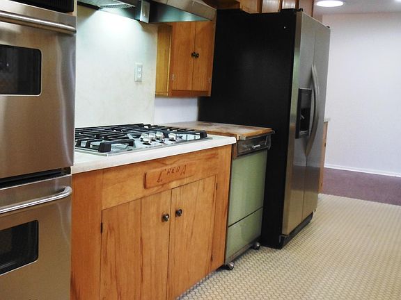 3rd image of 2391 Fruitdale Ave