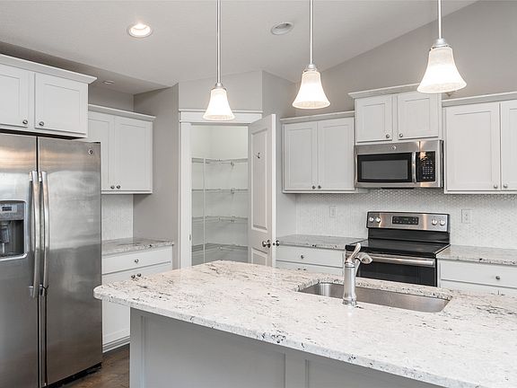 5th image of 617 3rd St NW