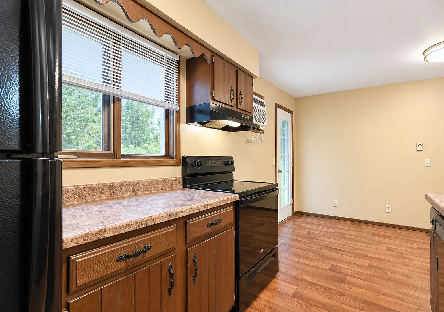Wildwood Apartments — Photo 1