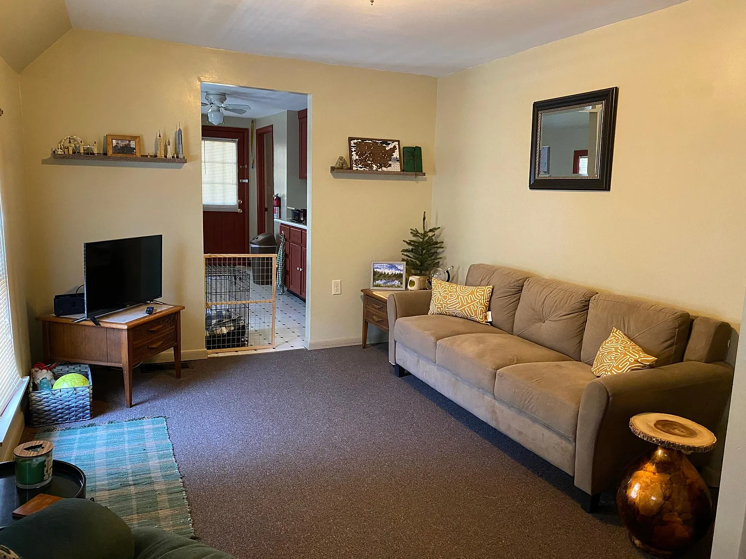 1 bed, 600 sqft, $1,000 — Photo 2