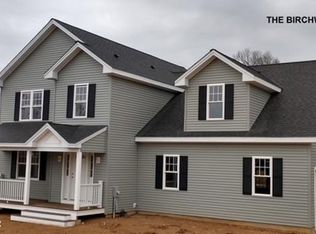 2 Tupelo Dr, Brookfield, MA 01506