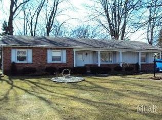 1223 Oakmont Dr, Temperance, MI 48182