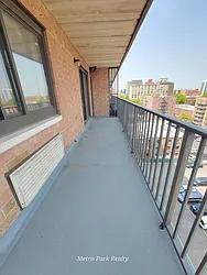 Rented by Metro Park Realty Inc