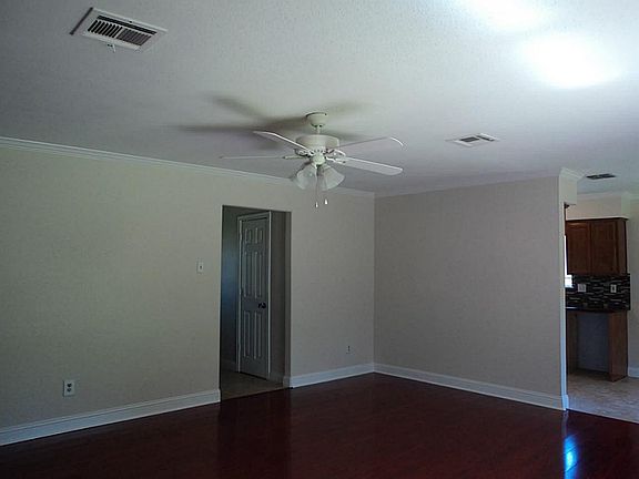 4th image of 12930 S Coast Dr