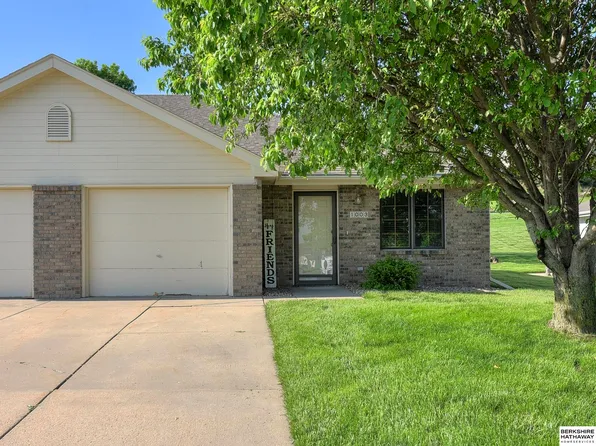 1003 Joann Dr, Blair, NE 68008