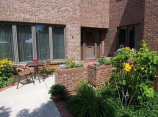 8 Grove St, Rochester, NY 14605