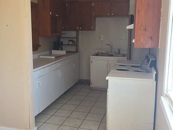 5th image of 1605 12th St