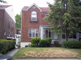 14441 70th Rd, Flushing, NY 11367