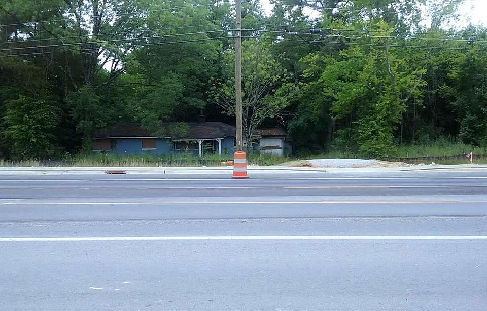 1st image of 8220 Apison Pike