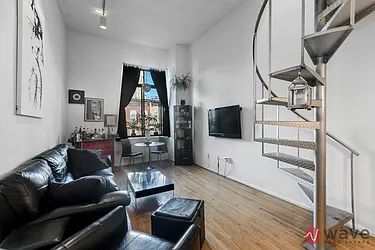 Rented by Wave Real Estate Group