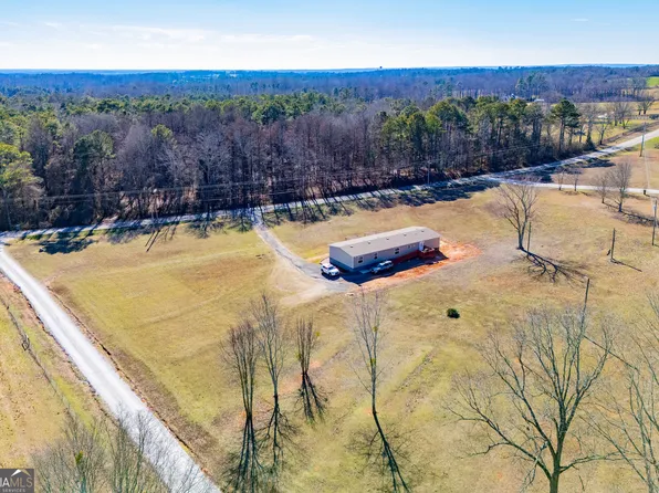450 Glenloch Rd, Roopville, GA 30170