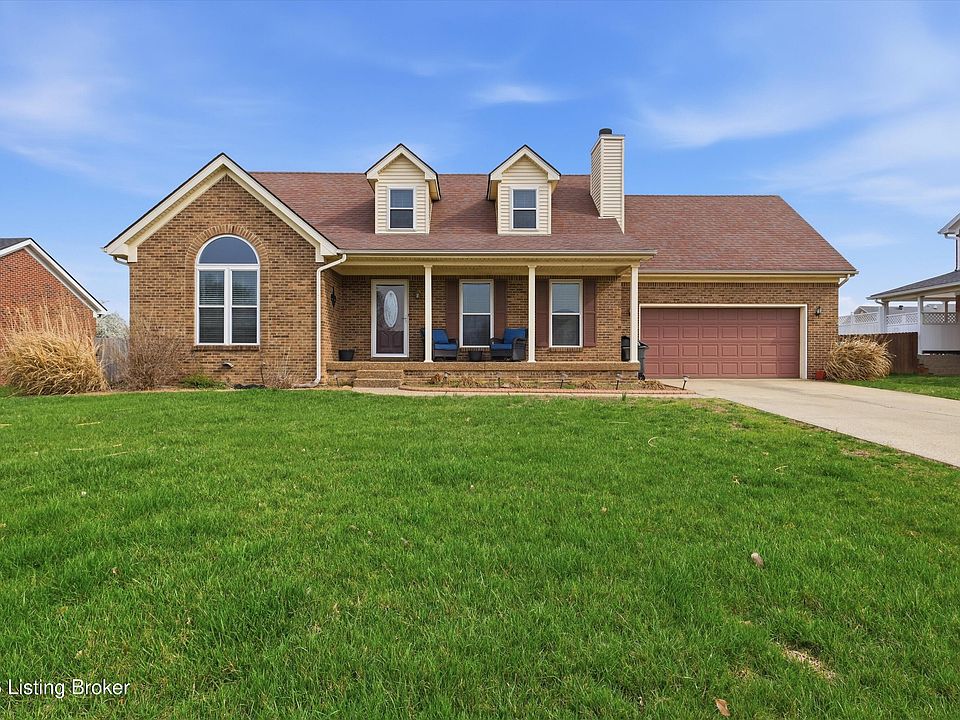 1st image of 484 Circle Valley Dr