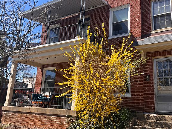 3rd image of 10 S Dooley Ave #B
