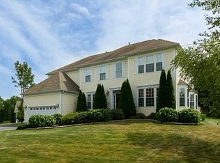 282 Castle Rocks Rd, Warwick, RI 02886