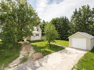 402 Sanstead St W, Garfield, MN 56332